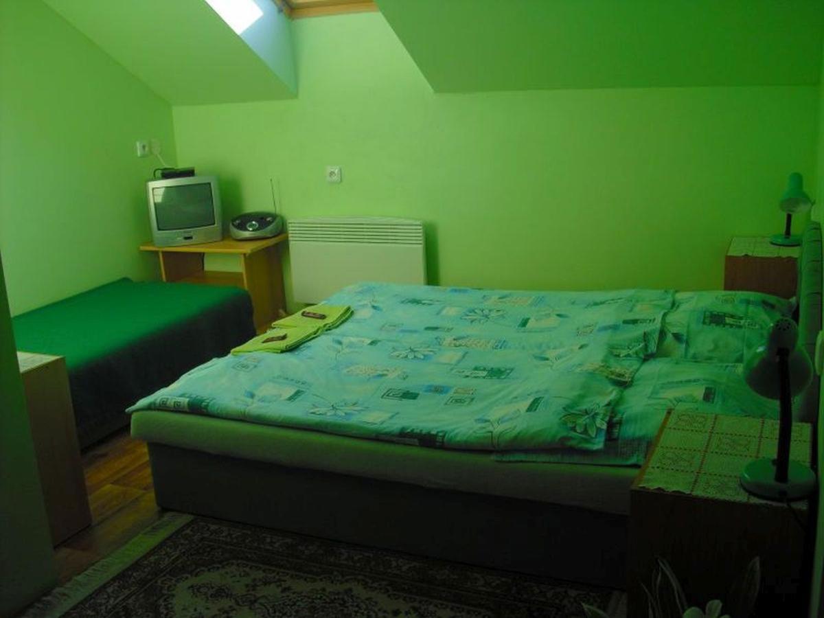 Penzion U Balcarky Ostrov u Macochy Exterior photo